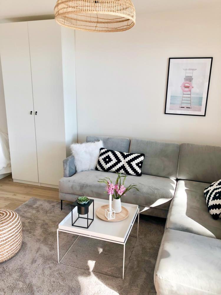 Ferienwohnung Baltic Sea Room ชาร์บอยท์ซ ภายนอก รูปภาพ